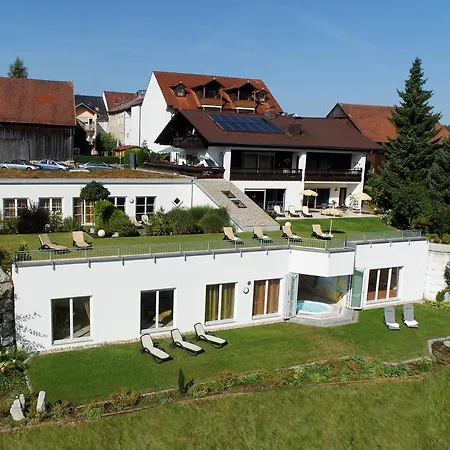 Zedernhof Gesundheits-&wellnesshotel