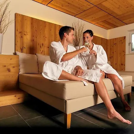 Zedernhof Gesundheits-&wellnesshotel Hotel