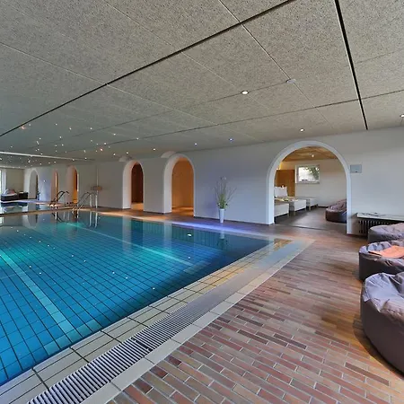 Zedernhof Gesundheits-&wellnesshotel Stamsried
