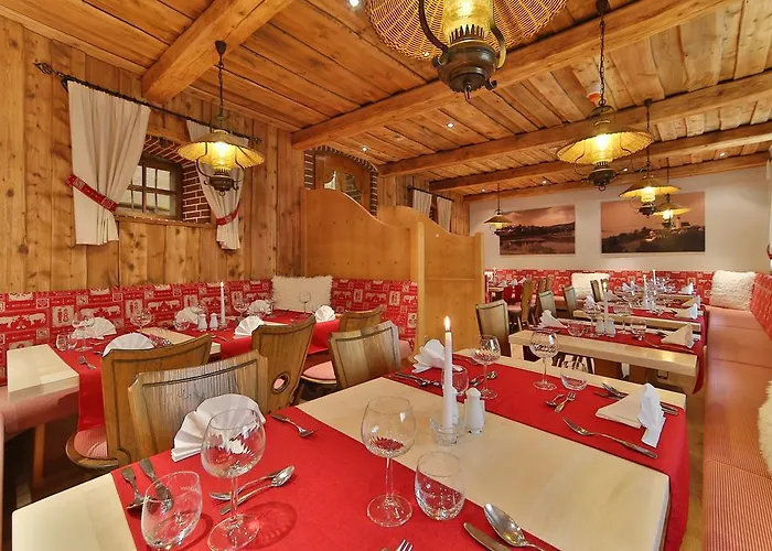Zedernhof Gesundheits- & Wellnesshotel 3* Stamsried